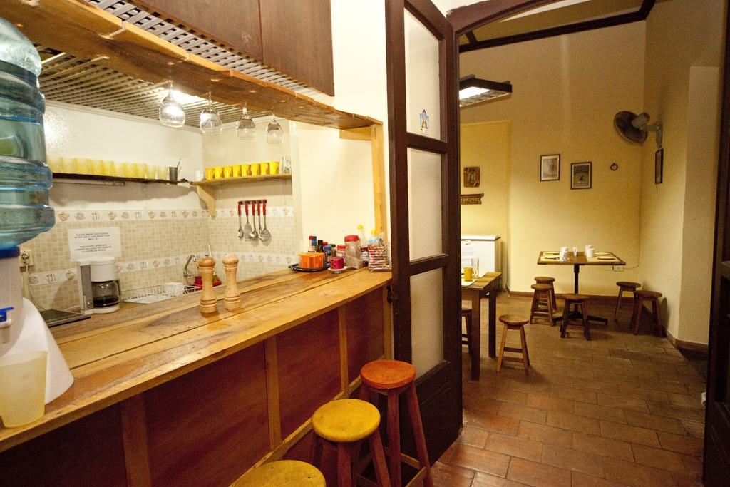 Black Cat Hostel Asuncion Exterior photo